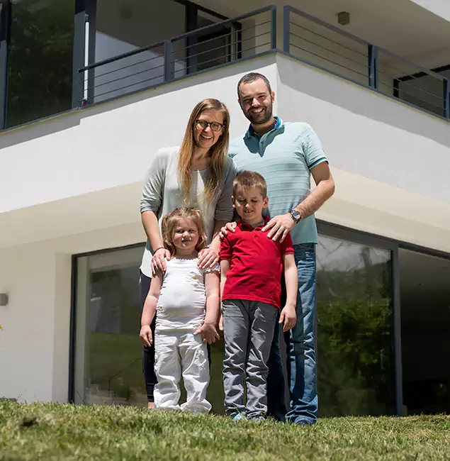 Why Novi Trusts Novi Pest Control Pro for Carpenter Bee Removal?